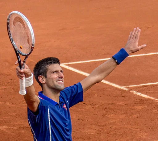 Djokovic bate Murray e fatura Masters 1000 de Paris pela 3ª vez seguida