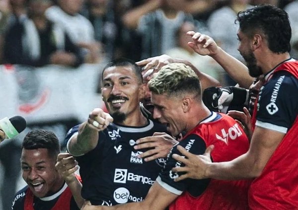 Remo surpreende e bate Corinthians por 2 x 0 na Copa do Brasil