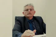 Em um dos episódios, ele defende a influenciadora Deolane Bezerra Em um dos episódios, ele defende a influenciadora Deolane Bezerra