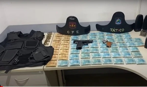 Suspeitos são presos com R$ 65 mil pagos por sequestro de idosos