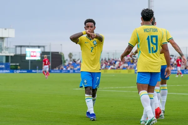 Seleção Sub-20 atropela Dinamarca e vence amistoso na Espanha por 4 x 1 - destaque galeria Seleção Sub-20 atropela Dinamarca e vence amistoso na Espanha por 4 x 1 - destaque galeria