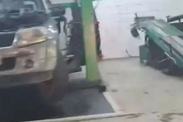mecânico mata colega de trabalho em oficina dentro de Carrefour