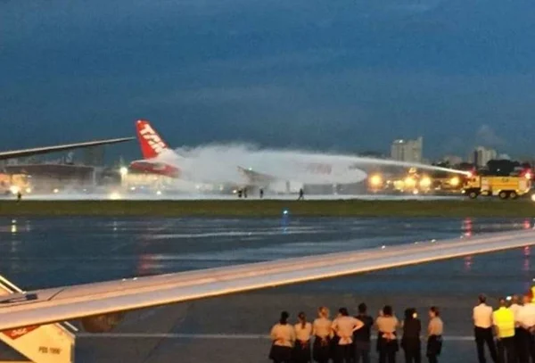 Aeroporto de Congonhas é reaberto após incêndio em turbina de avião