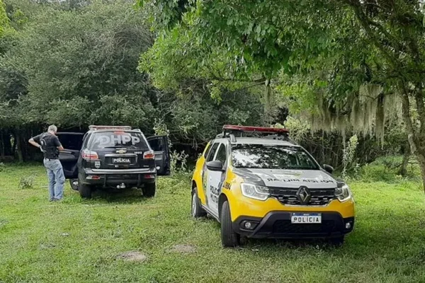 Criador de gado encontra corpo boiando em rio a 500m de zoológico