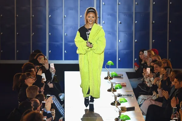 Ludmilla e Hugo Gloss vão a Paris para conhecer a coleção de Rihanna