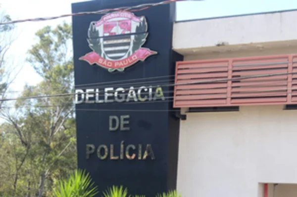 Falsos policiais sequestram mulher no interior de São Paulo