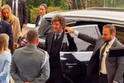 Tarcísio de Freitas recebe Javier Milei no Palácio dos Bandeirantes Tarcísio de Freitas recebe Javier Milei no Palácio dos Bandeirantes