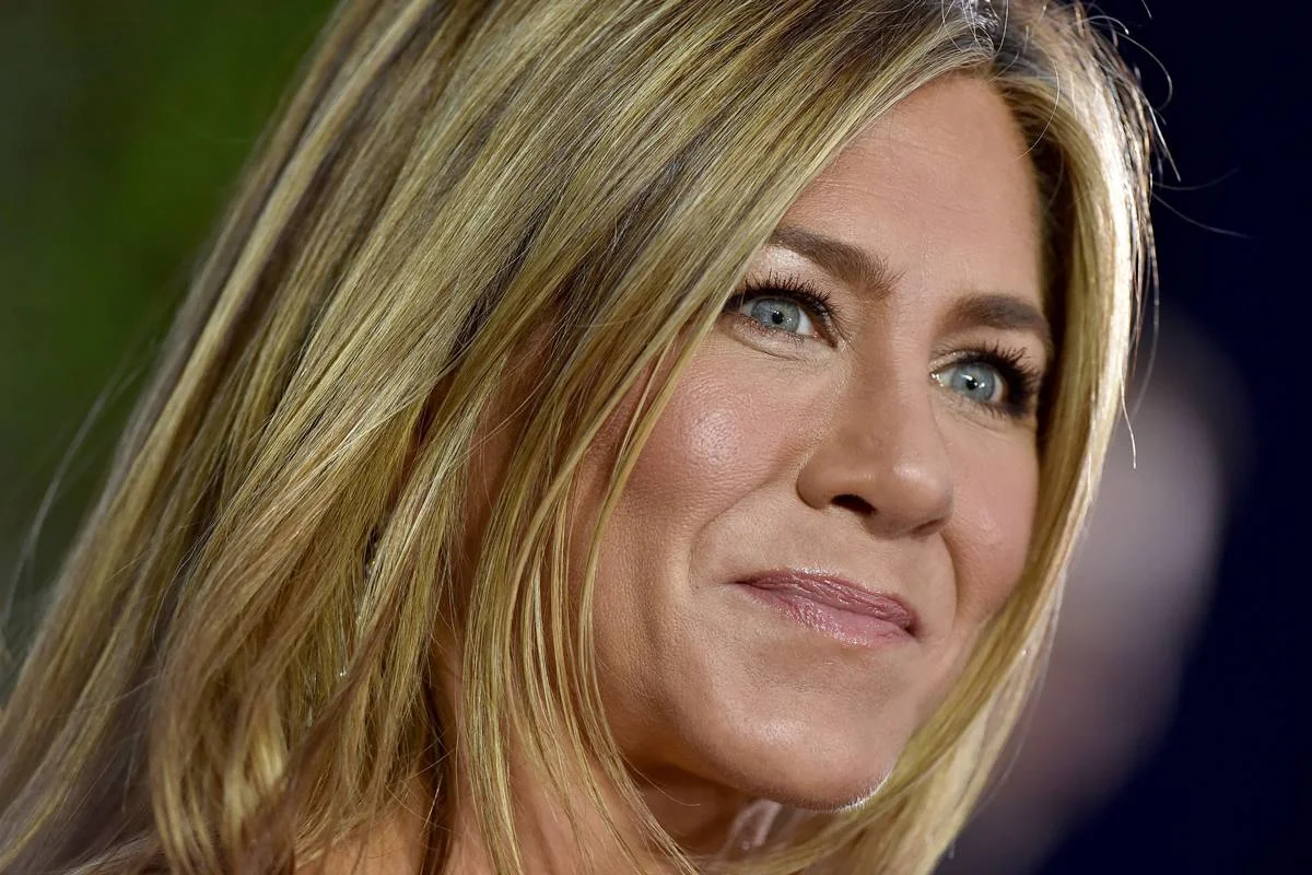 Jennifer Aniston 5 2