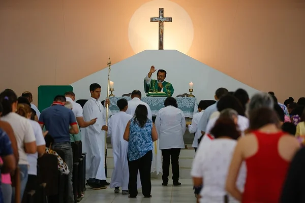Justiça libera venda direta de lotes públicos a templos religiosos