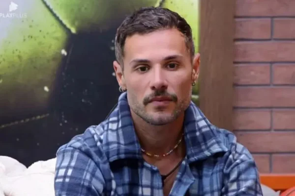 Ex-Fazenda Alex Galette expõe quanto Choquei cobrou para promovê-lo