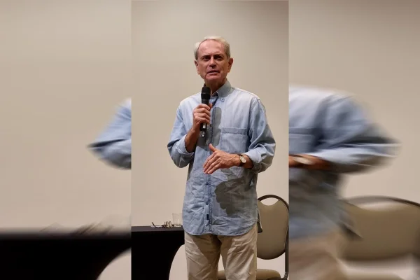 Em campanha, Paulo Octávio se reúne com líderes evangélicos do DF
