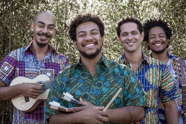 Grupo Filhos de Dona Maria está na programação de ano novo da Casa de Cultura Cavaleiro de Jorge