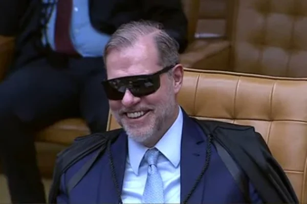 Imagem colorida do ministro Dias Toffoli, no STF -- Metrópoles