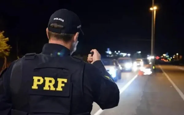 Coletes vencidos: agentes da PRF revezam equipamento de proteção em SC