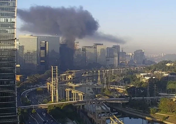 Incêndio na Marginal Pinheiros