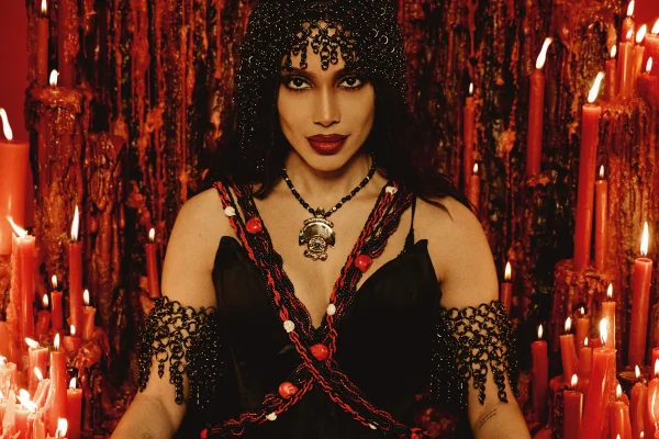 Anitta no álbum Equilibrium