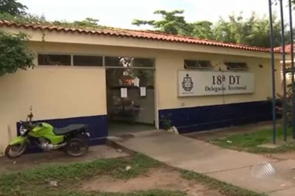 Mãe é suspeita de matar dois filhos e tentar suicídio na Bahia