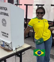 Jojo Todynho vota no 1º turno das eleições de 2026 Jojo Todynho vota no 1º turno das eleições de 2026