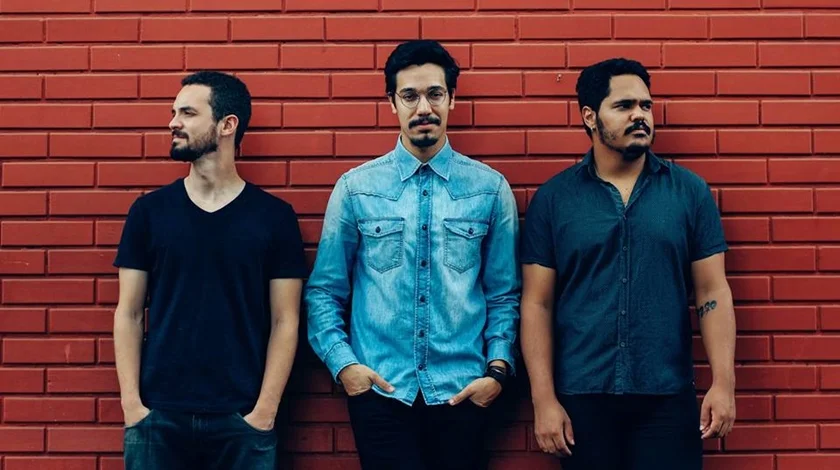 Os Distintos Filhos sobem ao palco às 21h20 Os Distintos Filhos sobem ao palco às 21h20