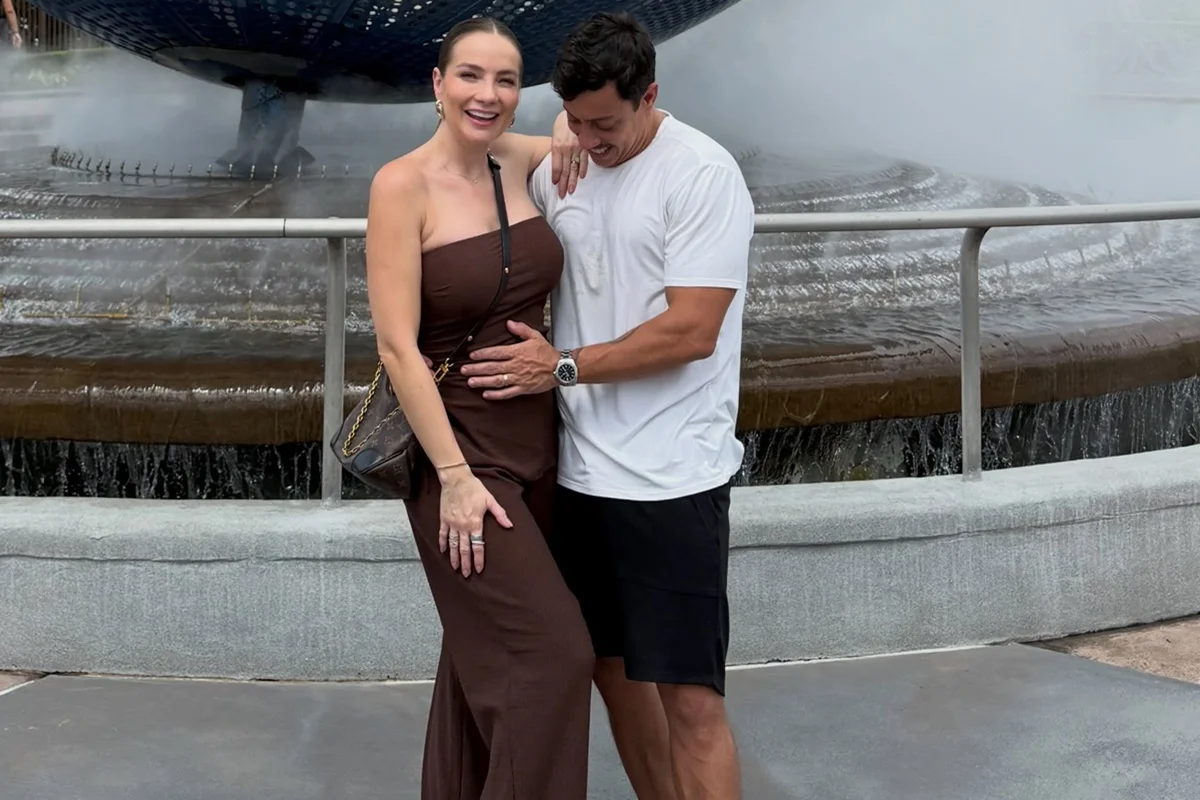Renato Albani e Juju fizeram o enxoval de Helema em Orlando Renato Albani e Juju fizeram o enxoval de Helema em Orlando