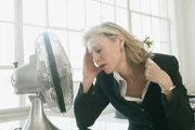 O fogacho é um dos  principais sintomas da menopausa