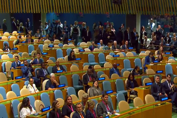 Delegações deixam plenário da ONU durante discurso de Benjamin Netanyahu - Metrópoles