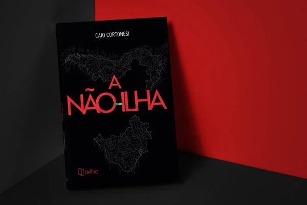 Foto colorida o livro A Não-Ilha - Metrópoles