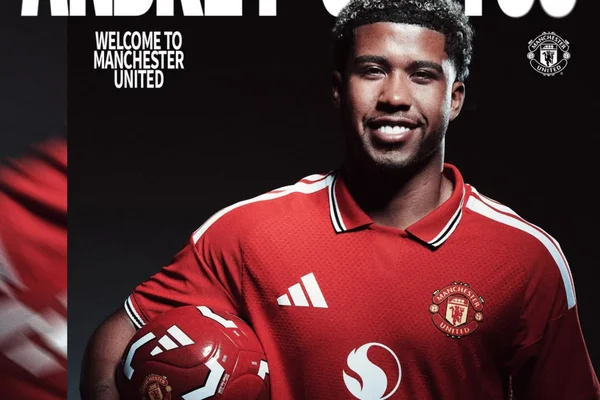 Manchester United anuncia a contratação do brasileiro Andrey Santos