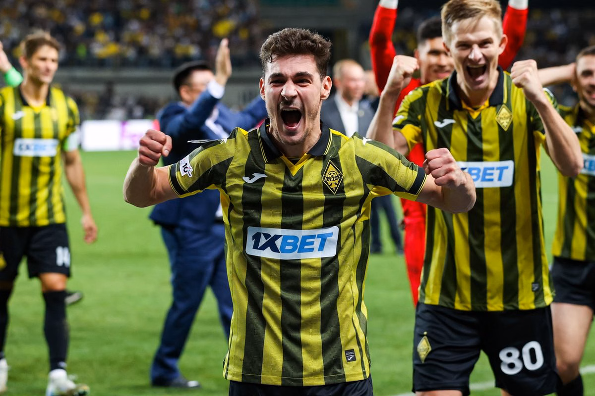 GettyImages-2231543477-1 Após jogos dos playoffs, três times se classificam na Champions League