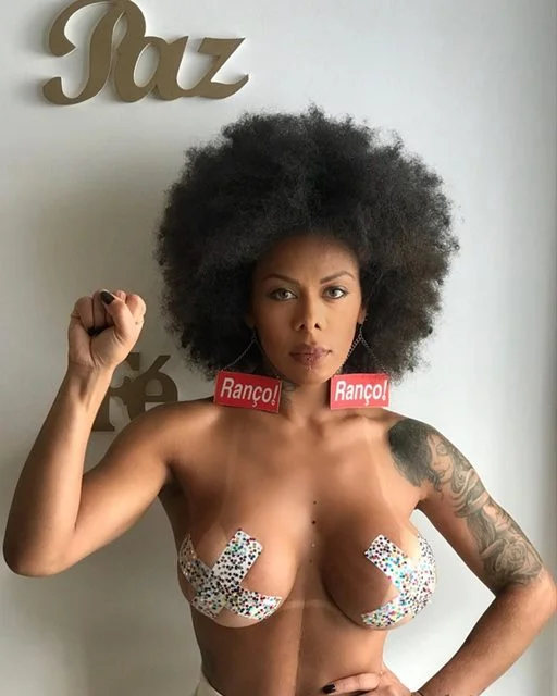 Valeska Popozuda é detonada por ex-funcionária - destaque galeria