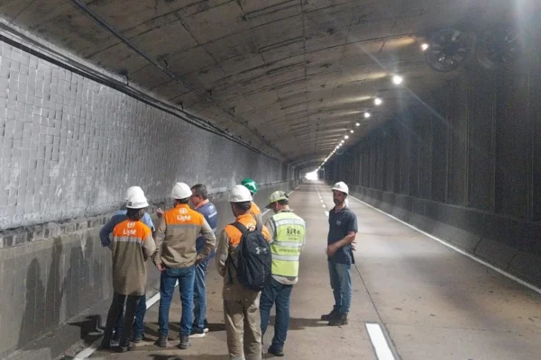 imagem colorida de túnel santa bárbara, no rio de janeiro