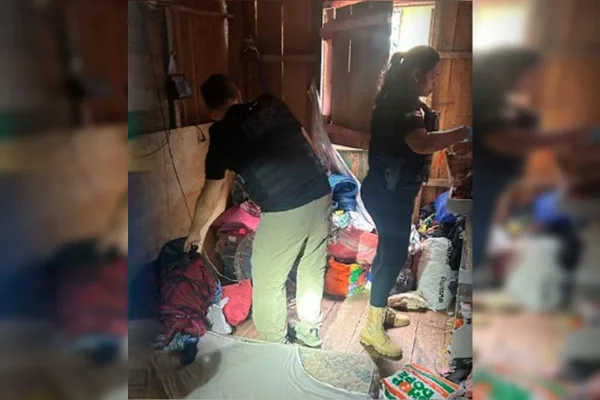 Madrasta presa por leiloar virgindade de enteadas por até R$ 50