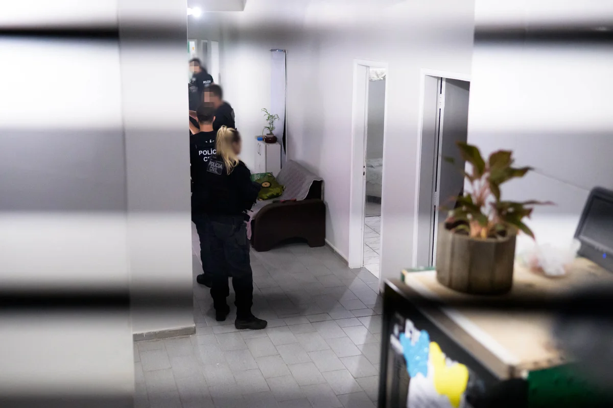 Fim da “xerecada”: Polícia Civil do DF fecha 3º bordel na Asa Norte - imagem 5 Fim da “xerecada”: Polícia Civil do DF fecha 3º bordel na Asa Norte - imagem 5
