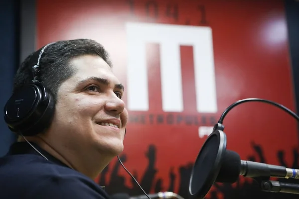 “Acordava às 3h para trabalhar”, lembra dono da marca Bolos do Flávio