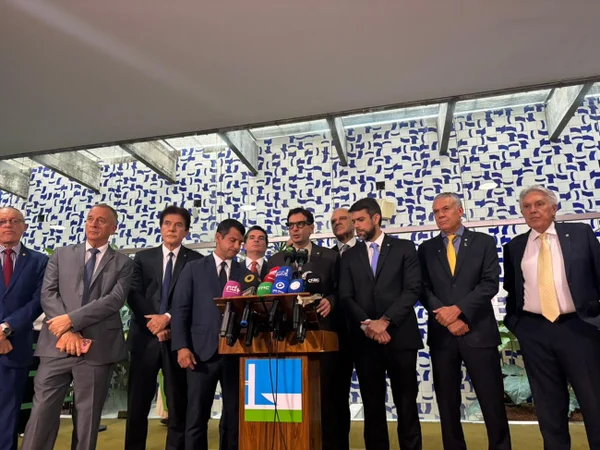 PP e União Brasil anunciam apoio à PEC do fim da escala 6×1