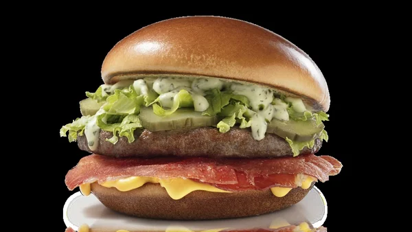 McDonald’s lança o ParmaMelt, sanduíche criado durante reality show