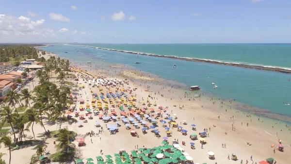 Conheça a Praia do Francês em 2023: pacote tem 20% de desconto