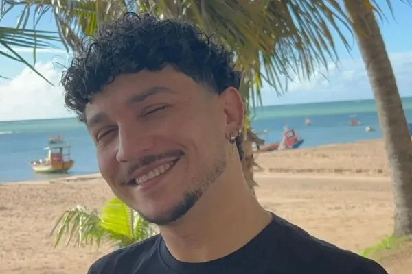 Turista morre por reação alérgica após comer caranguejo