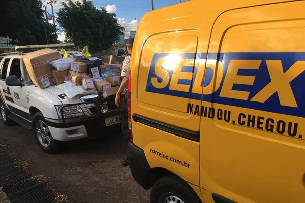 Polícia recupera mercadorias e carro dos Correios roubado no DF