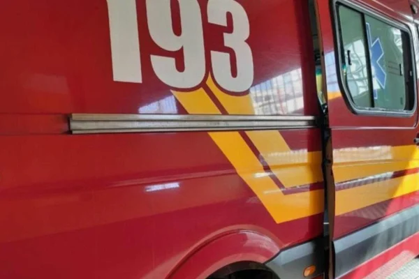 Imagem colorida, Criança morre e mãe fica gravemente ferida após casa pegar fogo em MG - Metrópoles