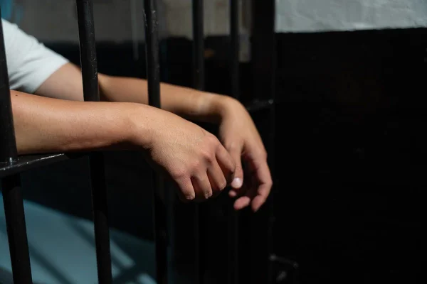 Suspeito atacou a família e matou a ex-companheira e sua filha - Metrópoles