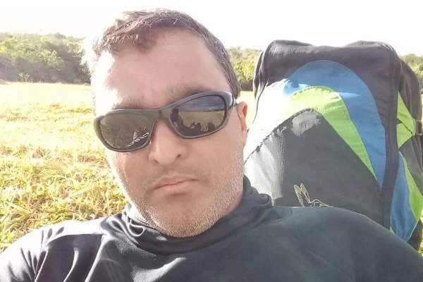piloto goiano valdermiro martins rafael morre em queda de parapente em minas gerais