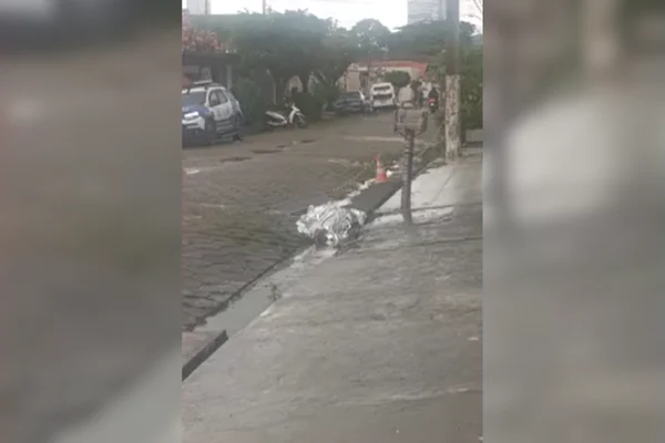 Mulher de 69 anos morre após ser atropelada por motociclista em SP