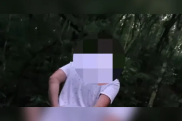 “Já dei aqui várias vezes”, diz homem flagrado na “trilha do sexo”