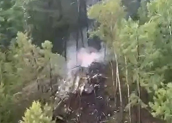 Não há sobreviventes na queda de avião na Rússia, diz agência; vídeo