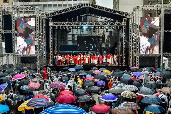 Festival Lula Livre não destaca outras bandeiras de esquerda