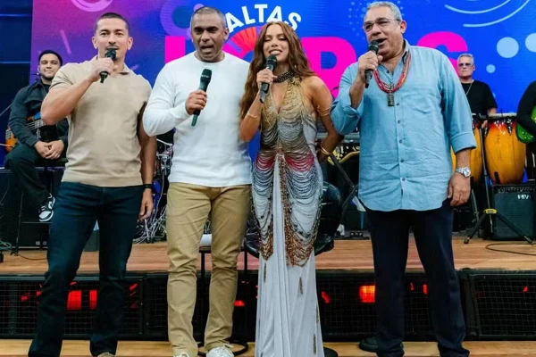 Anitta recorda descoberta do irmão Felipe, revelado por Fábia Oliveira - Metrópoles