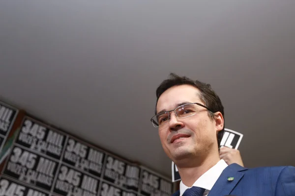 Deltan viajará o Brasil em apoio a candidatos municipais do Novo
