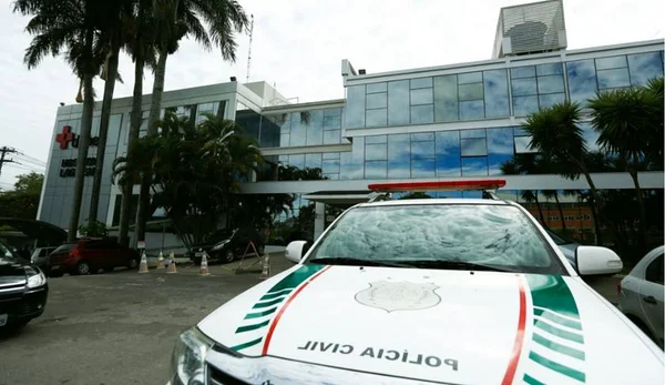 Máfia das Próteses: MP e polícia cumprem mandados no Hospital Daher