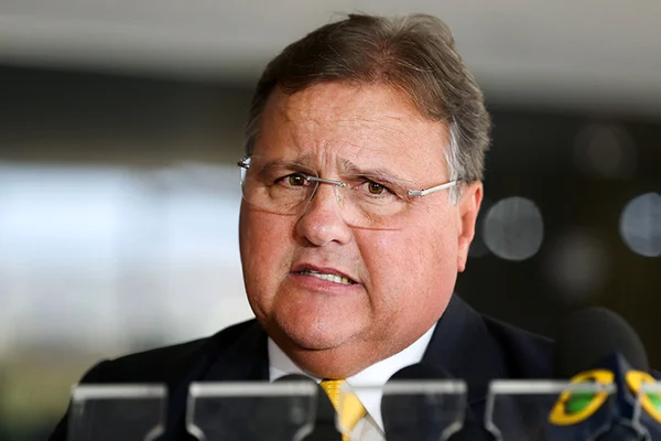Após temporada na prisão, Geddel quer ser advogado